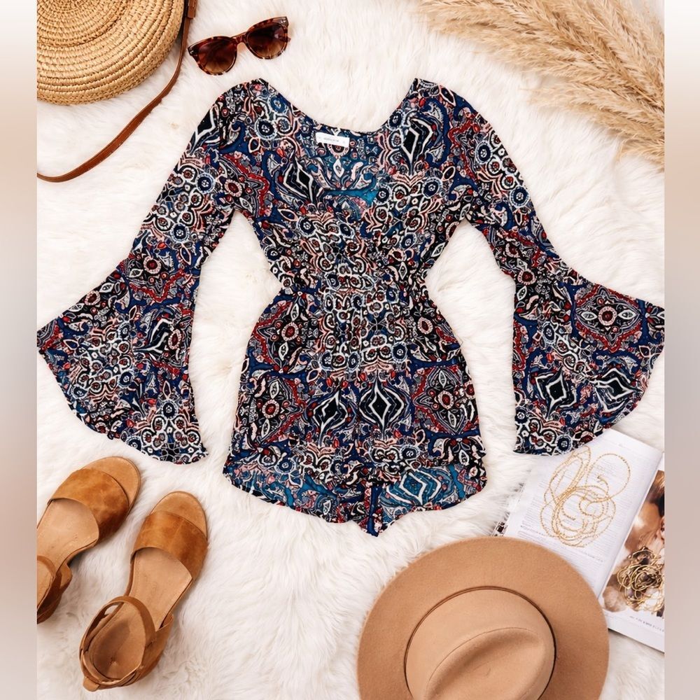 Y2K Abercrombie & Fitch Paisley Bell Sleeve Romper Womens Small